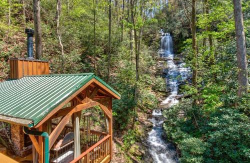 Cosby House | Black Bear Lodge