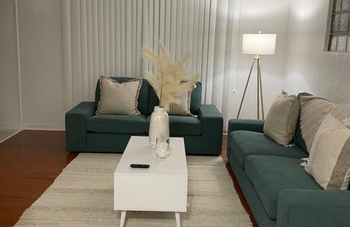 Northwoods House | Black Bird House