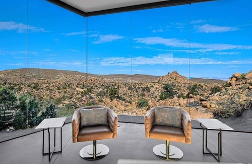 Yucca Valley House | Black Desert House ft in Architectural Digest