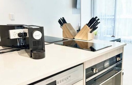 Kingston Apartment | Black Diamond by ParberyProperty