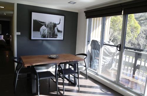 Thredbo Ski Chalet | Black Diamond Tombarra 6A