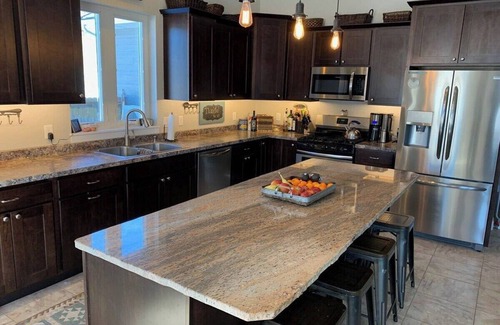 Hill City House | Black Hills 5 bedroom home with Hot Tub