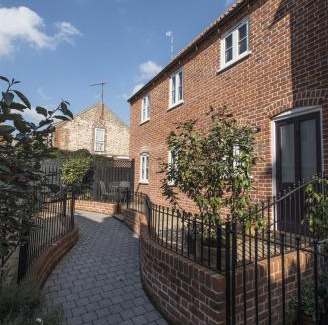 Little Walsingham House | Black Lion Court