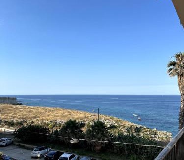 Grottasanta House | Black Ocean Holiday Home