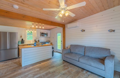 Hiwassee House | Blackberry Bungalow- Waterfront, Claytor Lake Home with Dock