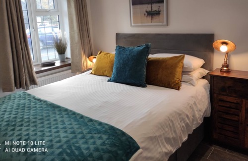 West Buckland Bed & Breakfast | Blackbird House, Apartments and Studios