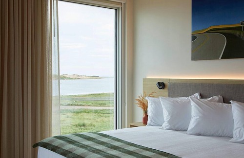 York Resort | Blackbush Beach Resort