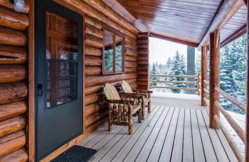 Lakeside House | Blacktail Cabin
