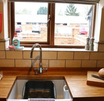 New Forest District House | Blashford Manor Farmhouse - The Shetland Cottage