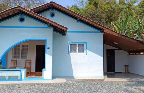 Pomerode House | Blaues Haus 2