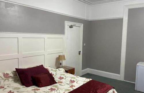 Southampton City Centre Villa | Bliss Mansion