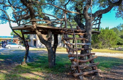 Canyon Lake House | Blissful RV Retreat in Canyon Lake! Only 5 minutes from the lake and river!