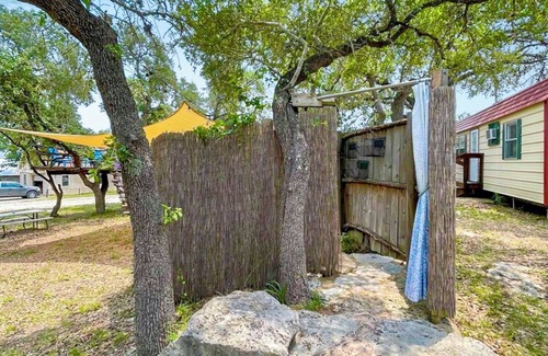 Canyon Lake House | Blissful RV Retreat in Canyon Lake! Only 5 minutes from the lake and river!