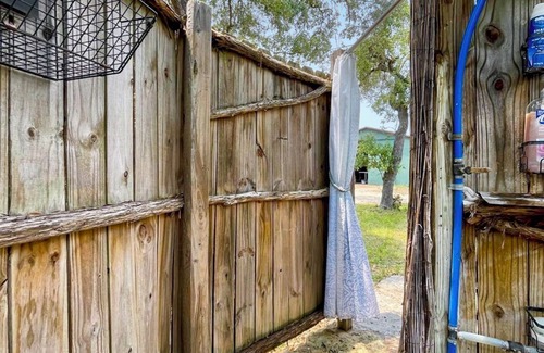 Canyon Lake House | Blissful RV Retreat in Canyon Lake! Only 5 minutes from the lake and river!