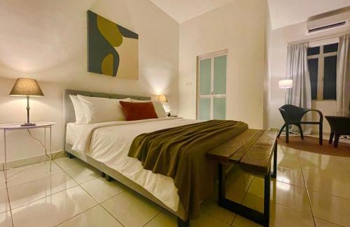 Lubok Buaya House | Bloc Guesthouse