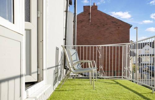 Blackpool Apartment | Bloomfield Apartment 4 (Rear of Building)