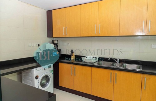 Abu Dhabi Ski Chalet | Bloomfields 2BR Townhouse Marina Square AlReem