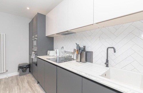 Brighton City Centre Apartment | Bloomsaway Seafront One Bedroom BN133DUK02