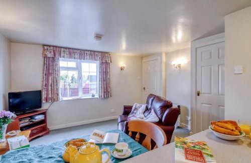 Knaresborough House | Blossom Cottage