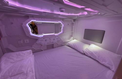 Brookefield Hotel | BLR Pods