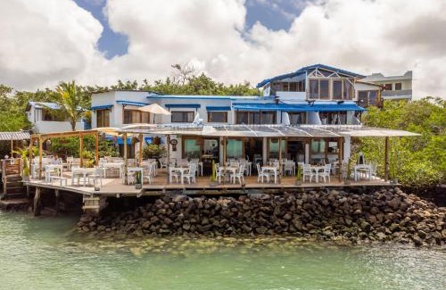 Bahia de la Academia Hotel | Blu Galapagos Sustainable Waterfront Lodge