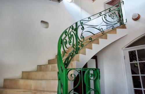 Warners Apartment | BLUE AGAVE is located in a quiet, upscale neighborhood.