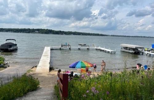 Delavan Lake House | Blue Beach Cottage