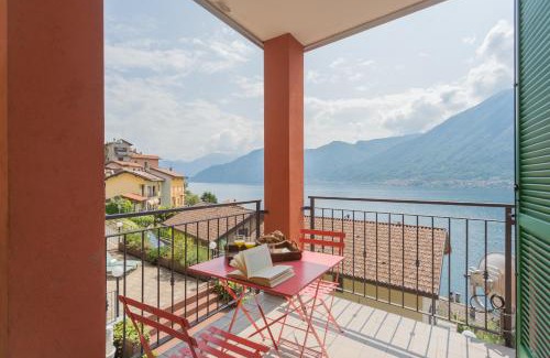 Colonno Apartment | Blue Bliss Apartment by Rent All Como