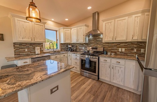 Salida House | Blue Bottle Trout Camp and Cottage- Gold Medal Fly Fishing on the Arkansas!