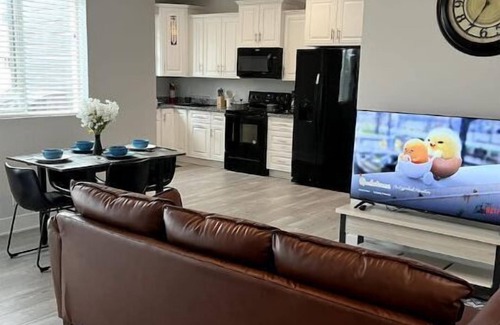 Jefferson House | Blue Diamond Dream.