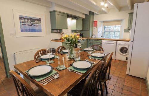 Kirkcudbright Cottage | BLUE DOOR - KIRKCUDBRIGHT, pet friendly in Kirkcudbright