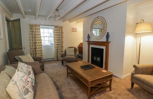 Kirkcudbright House | Blue Door - Kirkcudbright