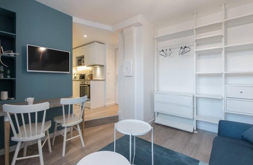 Croix Luizet Apartment | "Blue Dream", a beautiful 2-star studio apartment opposite La Doua/Insa