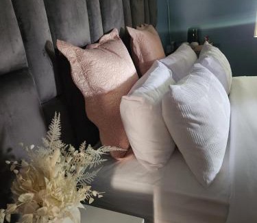 Benoni House | Blue Escape Life and Leisure Guest House