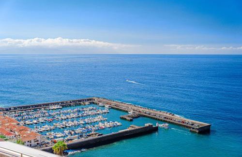 Los Gigantes Apartment | Blue Haven - Ocean View Penthouse with private jacuzzi and pool