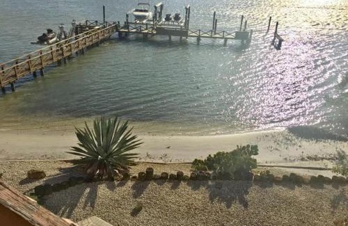 Indian Shores Apartment | Blue Haven Condo - Waterfront, Heated Pool, Bay