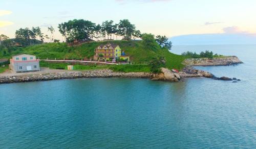 Boryeong House | Blue Heights