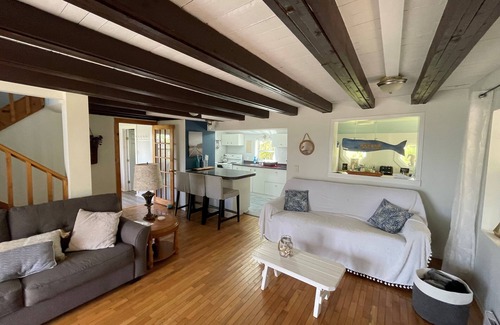 Port Elgin Cottage | Blue Heron Beach House on the ocean