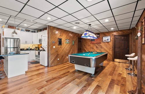 California Apartment | Blue Heron on Little Kingston Creek