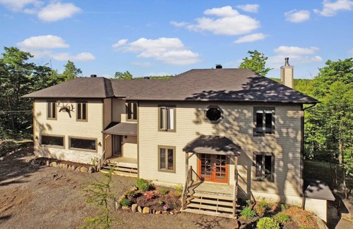 Morin Heights Ski Chalet | Blue Hill Pool, spa, game room, mountain view