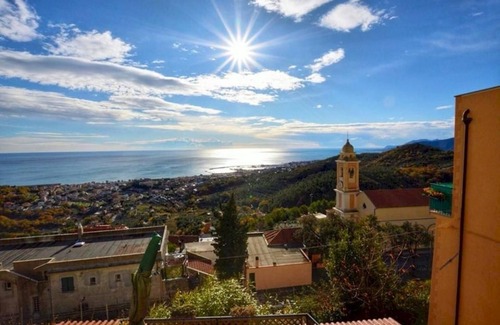 Pietra Ligure Apartment | Blue Horizon