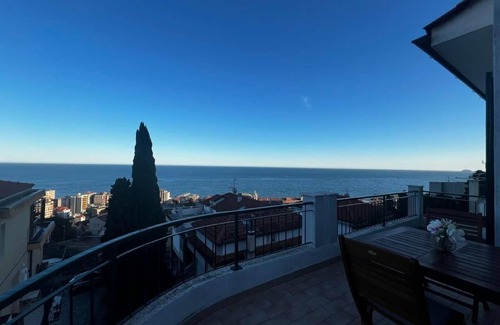 Pietra Ligure Apartment | Blue Horizon