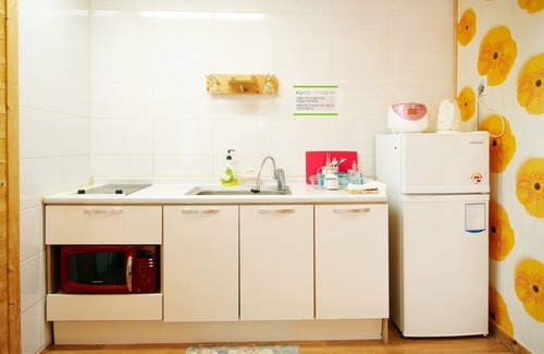 Geoje House | Blue in Blue Pension