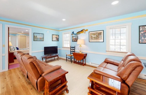 Boothbay Harbor House | Blue Lagoon Escape A&B