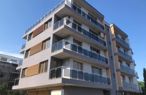 Sozopol Apartment | Blue Magenta 2
