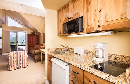 Mountain Village Apartment | Blue Mesa Lodge 32A by AvantStay | Located In The Heart Of Mountain Village