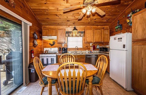 Cherokee Cabin | Blue Mist Mountain Retreat