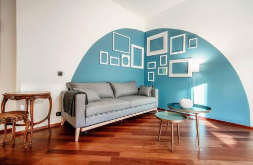Cernobbio Apartment | Blue Mood - by MyHomeInComo