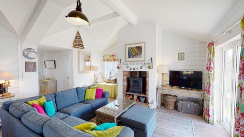 Filey House | Blue Moon at The Bay Filey, sleeps 4-5, 2 dogs welcome