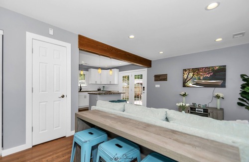 Villa Park House | Blue Oasis- cozy modern ranch near everything.